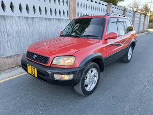 Toyota RAV4 1999 Red