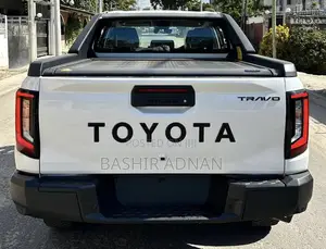 New Toyota Hilux 2026 Pearl