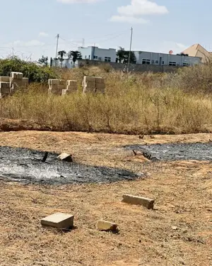 Kiwanja Kinauzwa Mkalama Centa Dodoma
