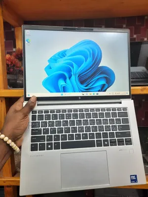 New Laptop HP EliteBook 840 G11 16GB Intel Core Ultra 7 SSD 512GB