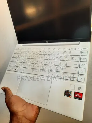 Laptop HP Pavilion 13 8GB AMD Ryzen 5 SSD 256GB