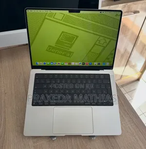 Laptop Apple MacBook Pro 2023 M2 Pro 16GB Apple M2 Ultra SSD 512GB