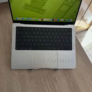 Laptop Apple MacBook Pro 2023 M2 Pro 16GB Apple M2 Ultra SSD 512GB