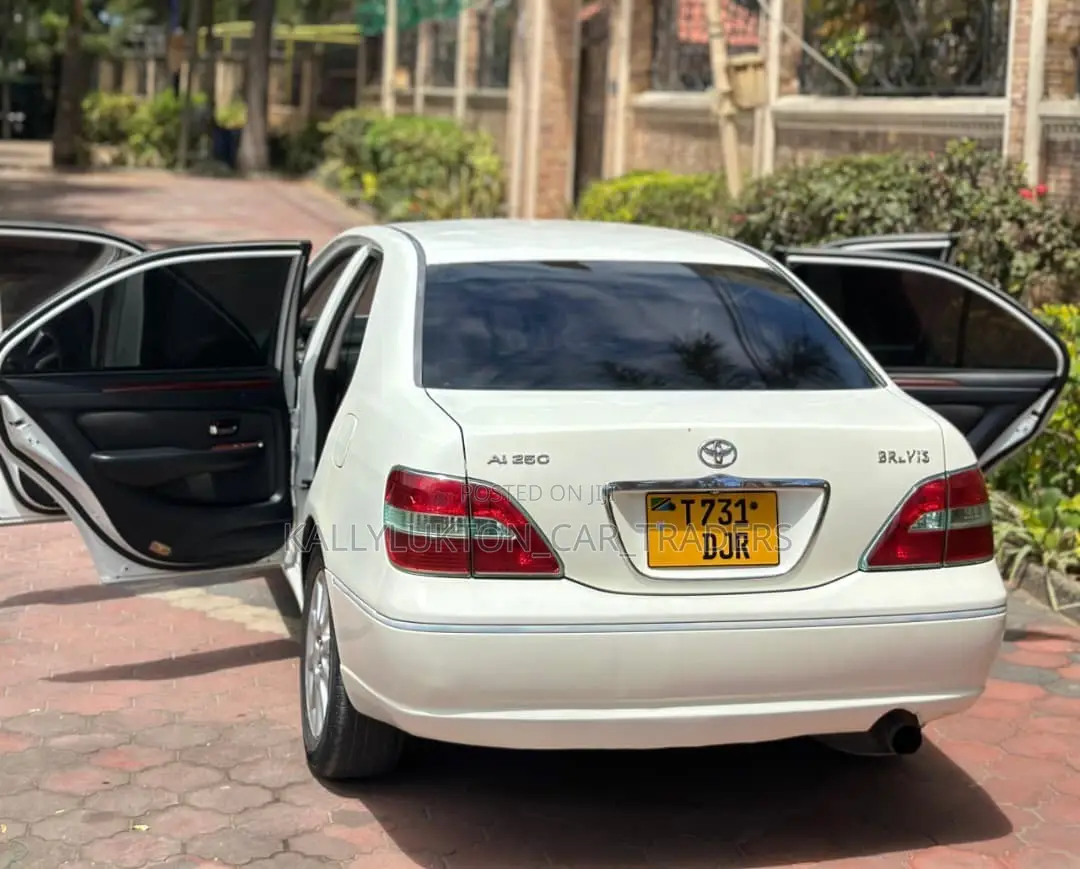 Toyota Brevis 2005 White