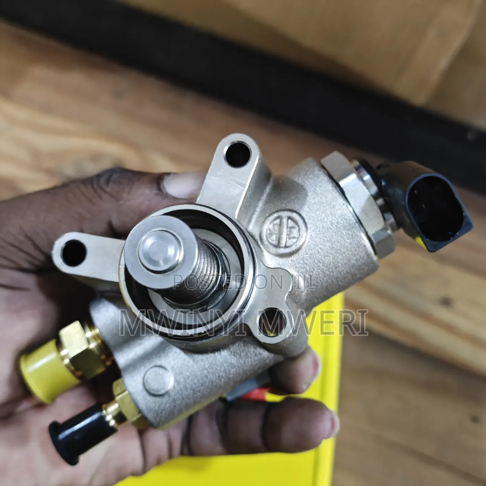 SENP High Pressure Fuel Pump 06F127025 Fit for Audi VW