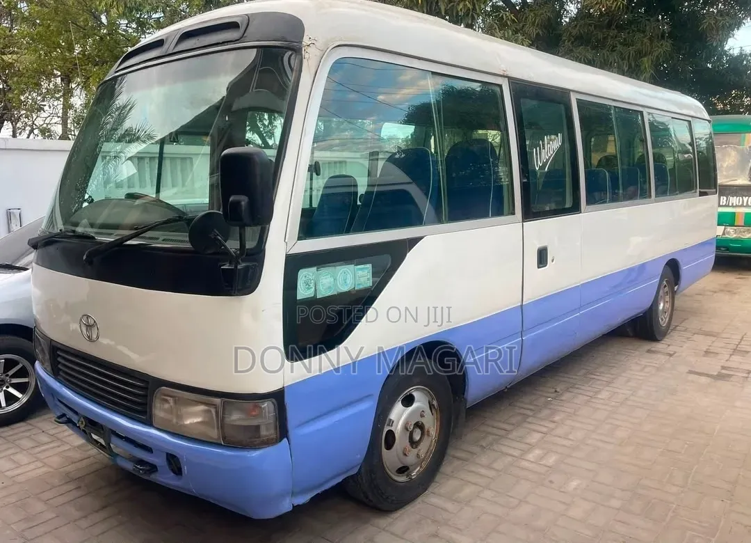 Toyota Coaster 2004 White