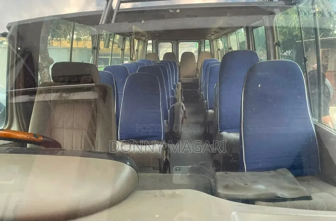 Toyota Coaster 2004 White