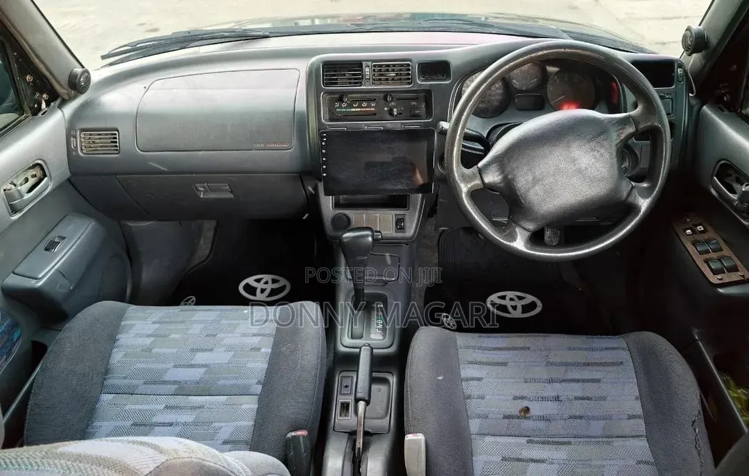 Toyota RAV4 1999 Green