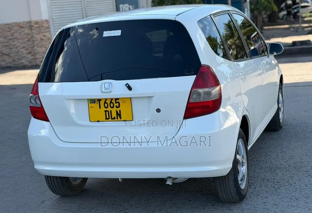 Honda Fit 2010 White