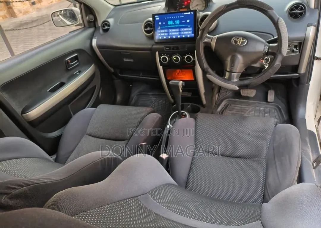 Toyota IST 2005 White