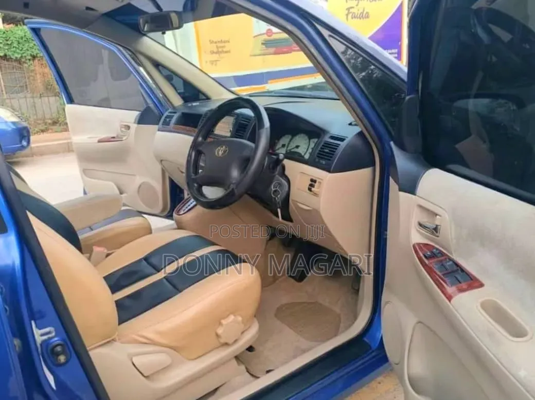 Toyota Corolla Spacio 2005 Blue