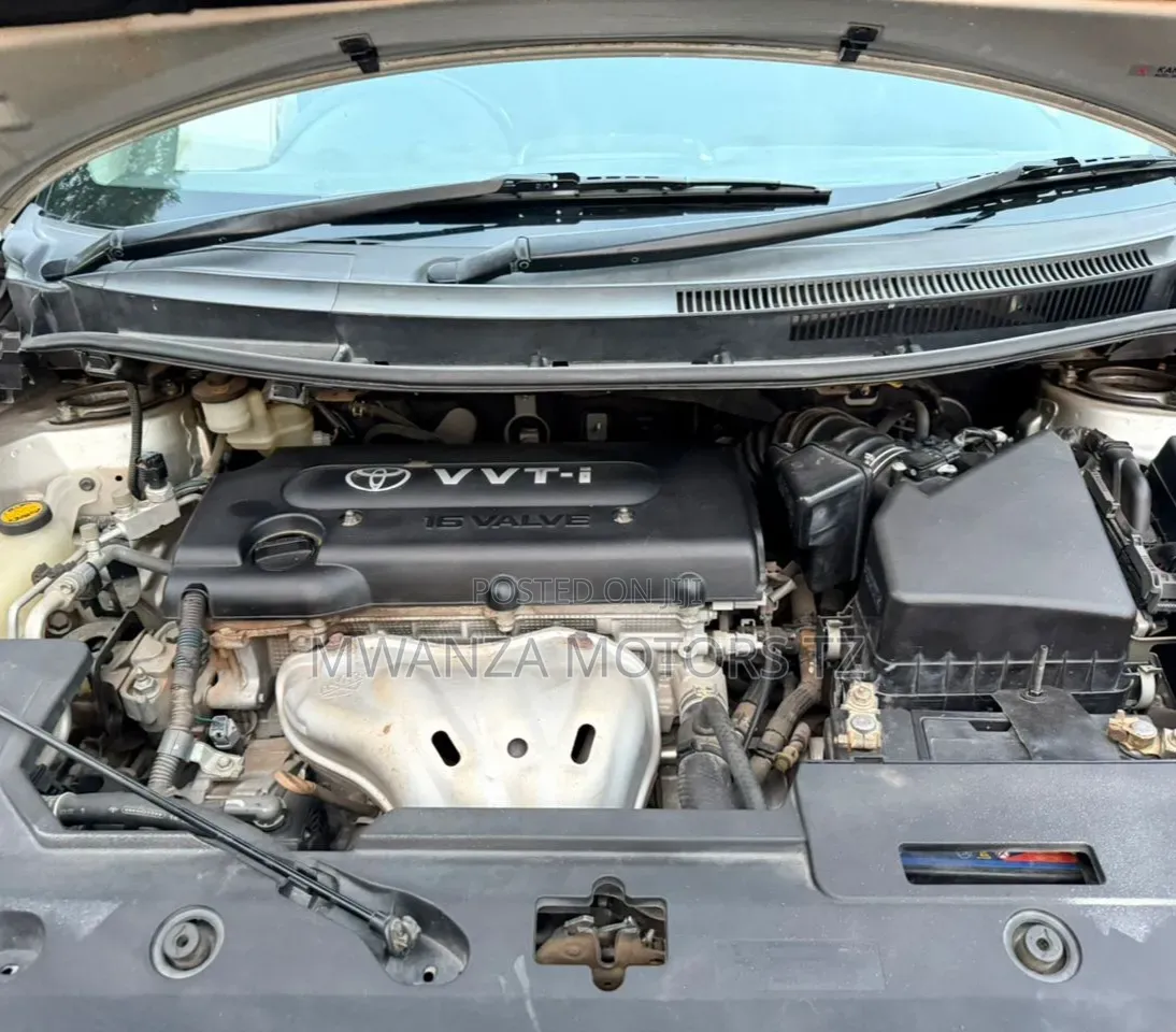 Toyota Blade 2007 Silver