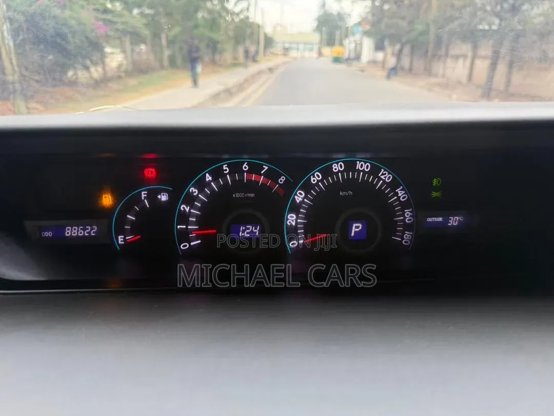 Toyota Noah 2007 Silver