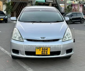 Toyota Wish 2004 Silver