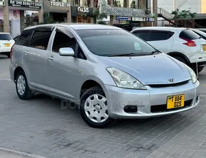 Toyota Wish 2004 Silver