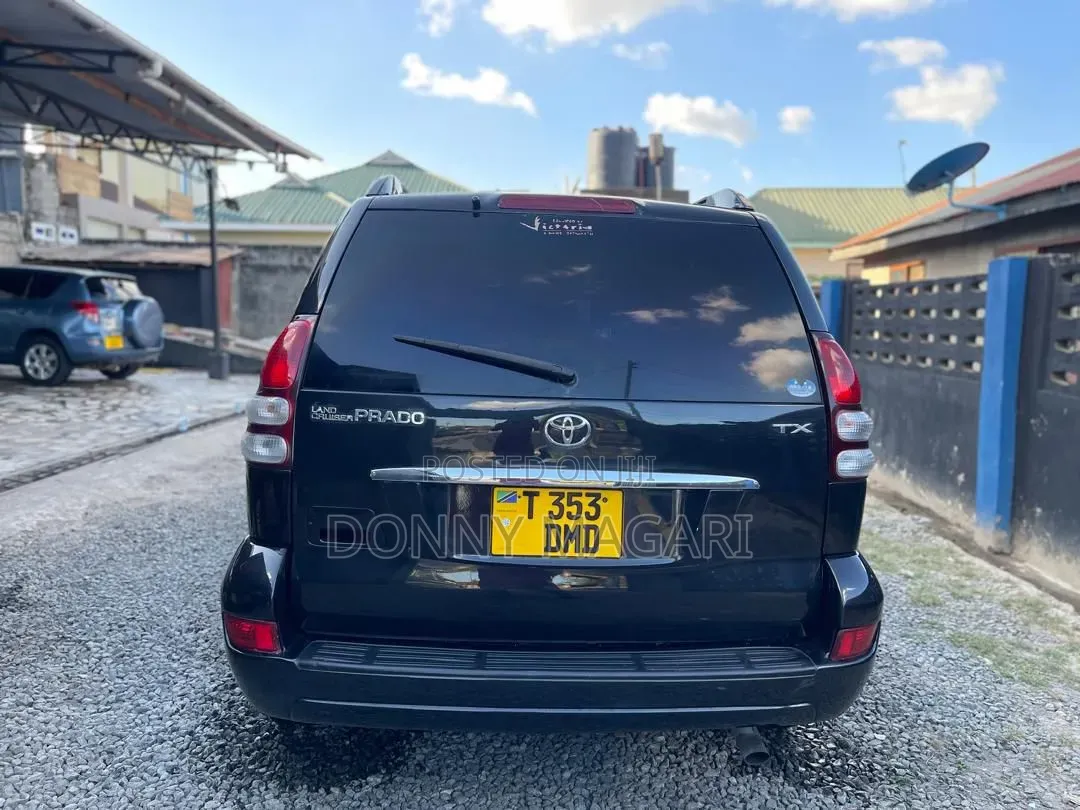 Toyota Land Cruiser Prado 2006 Black