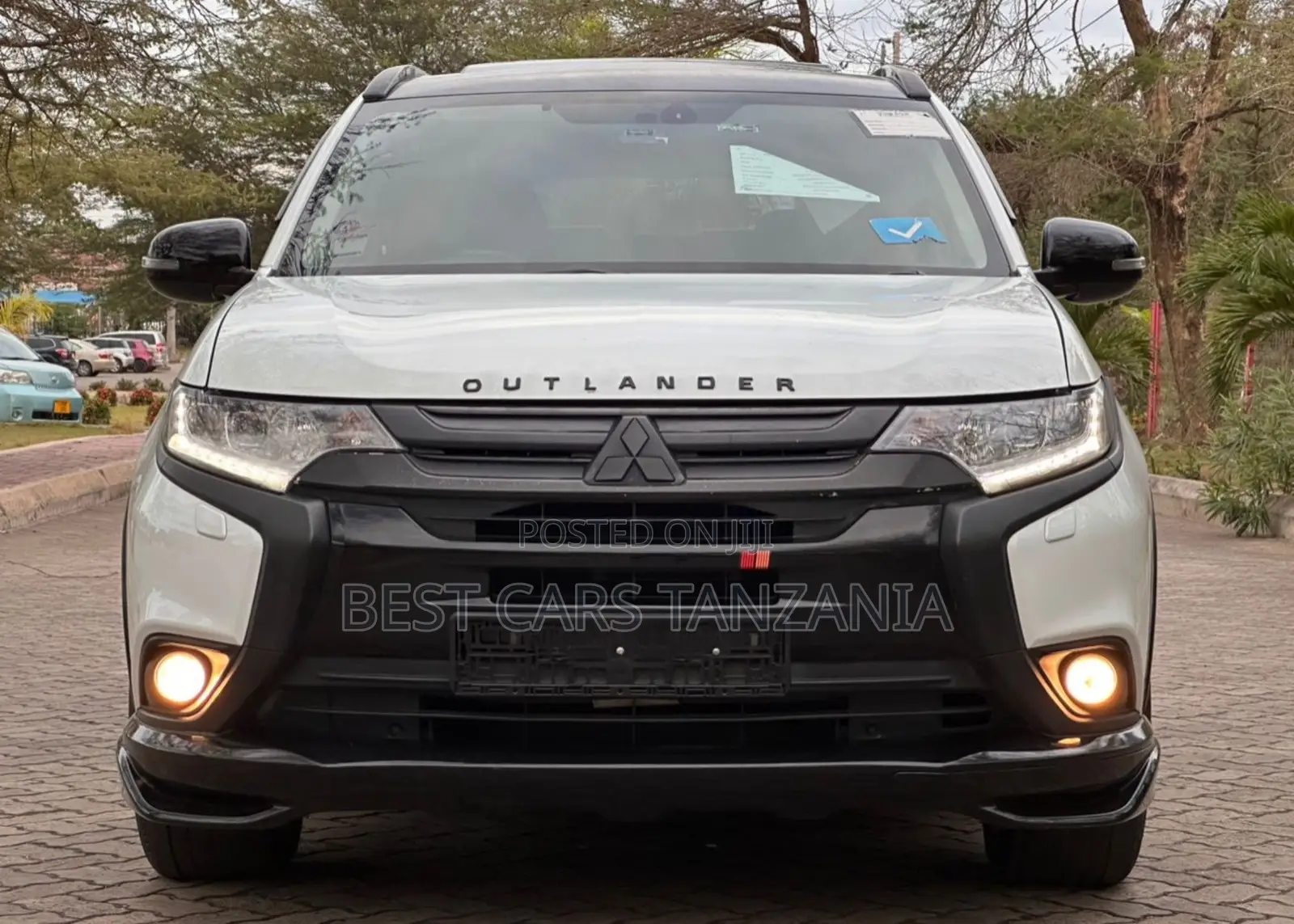 Mitsubishi Outlander 2016 Pearl