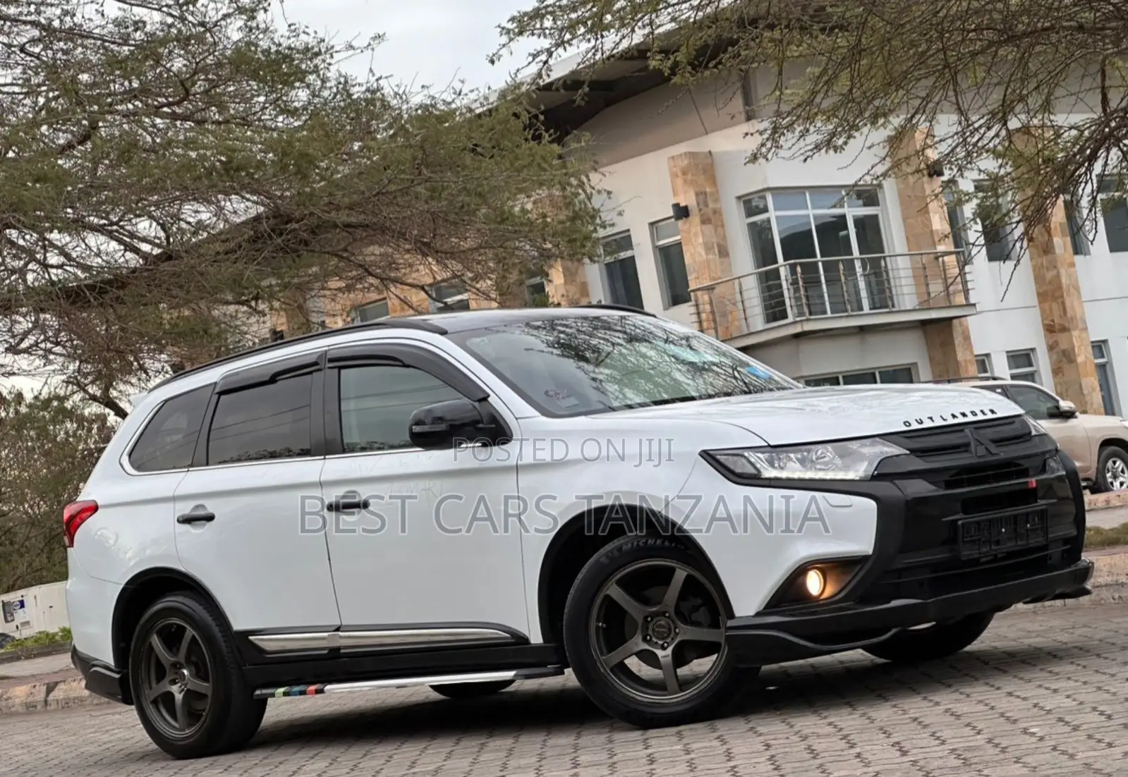 Mitsubishi Outlander 2016 Pearl