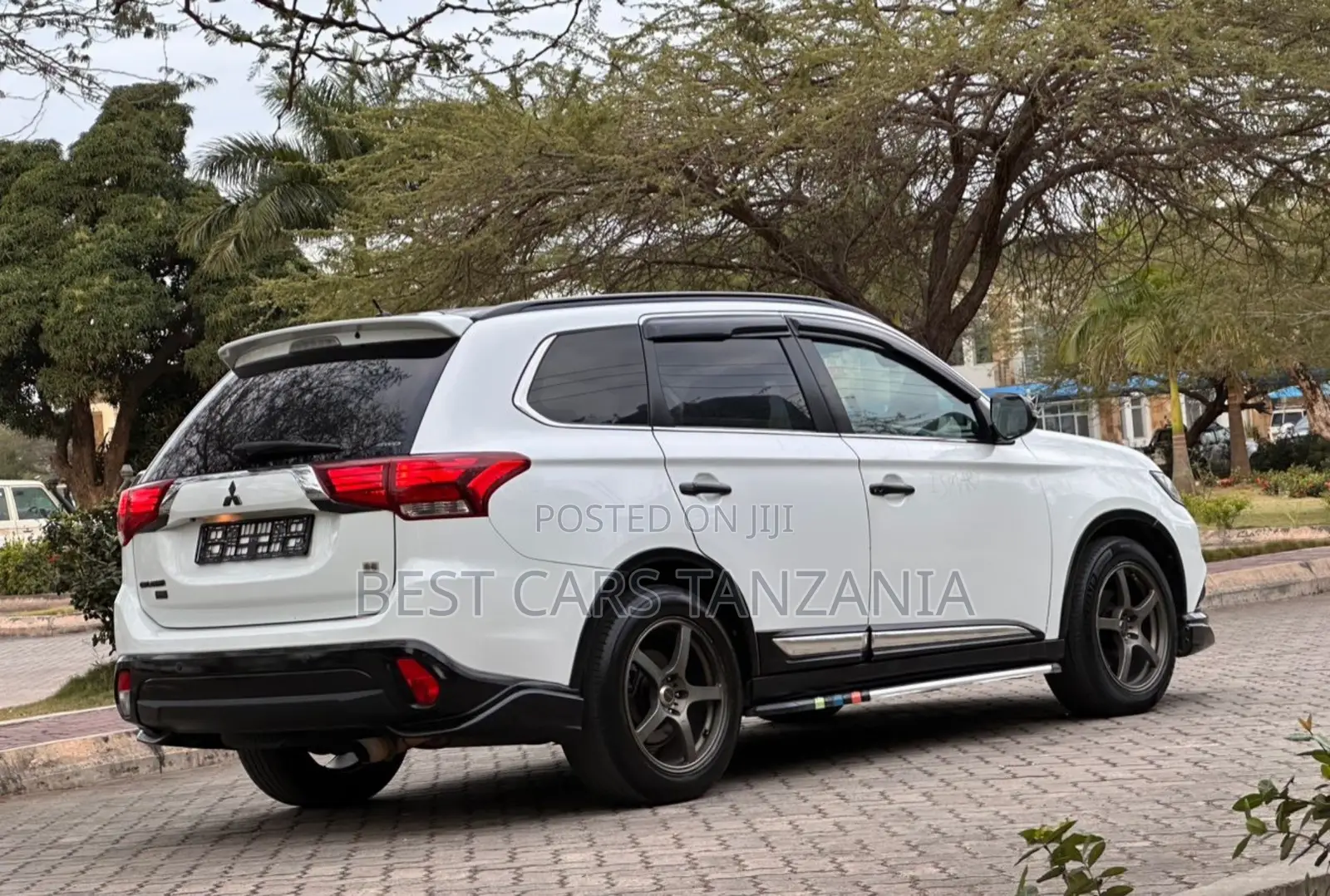 Mitsubishi Outlander 2016 Pearl