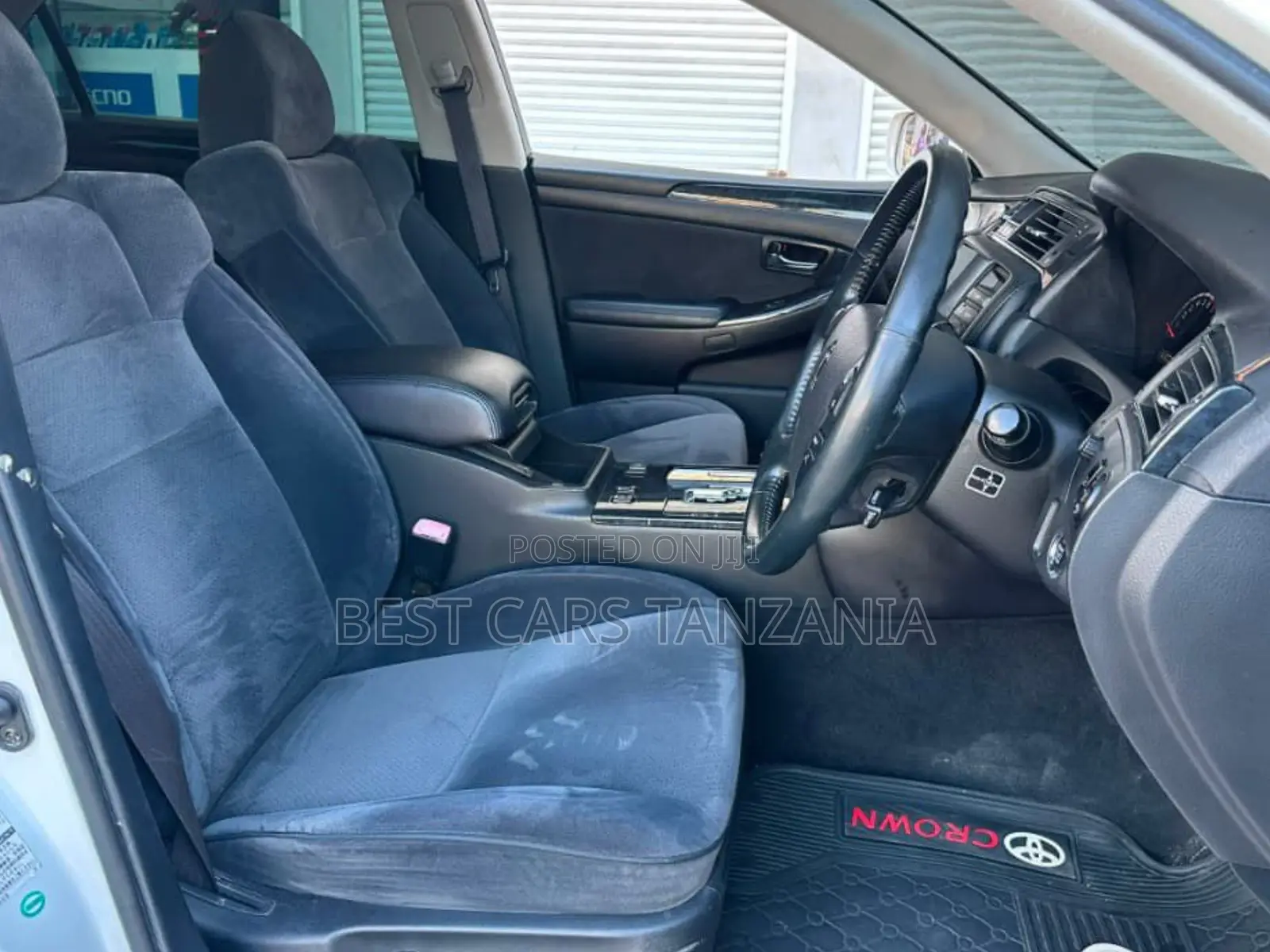 Toyota Crown 2006 Pearl
