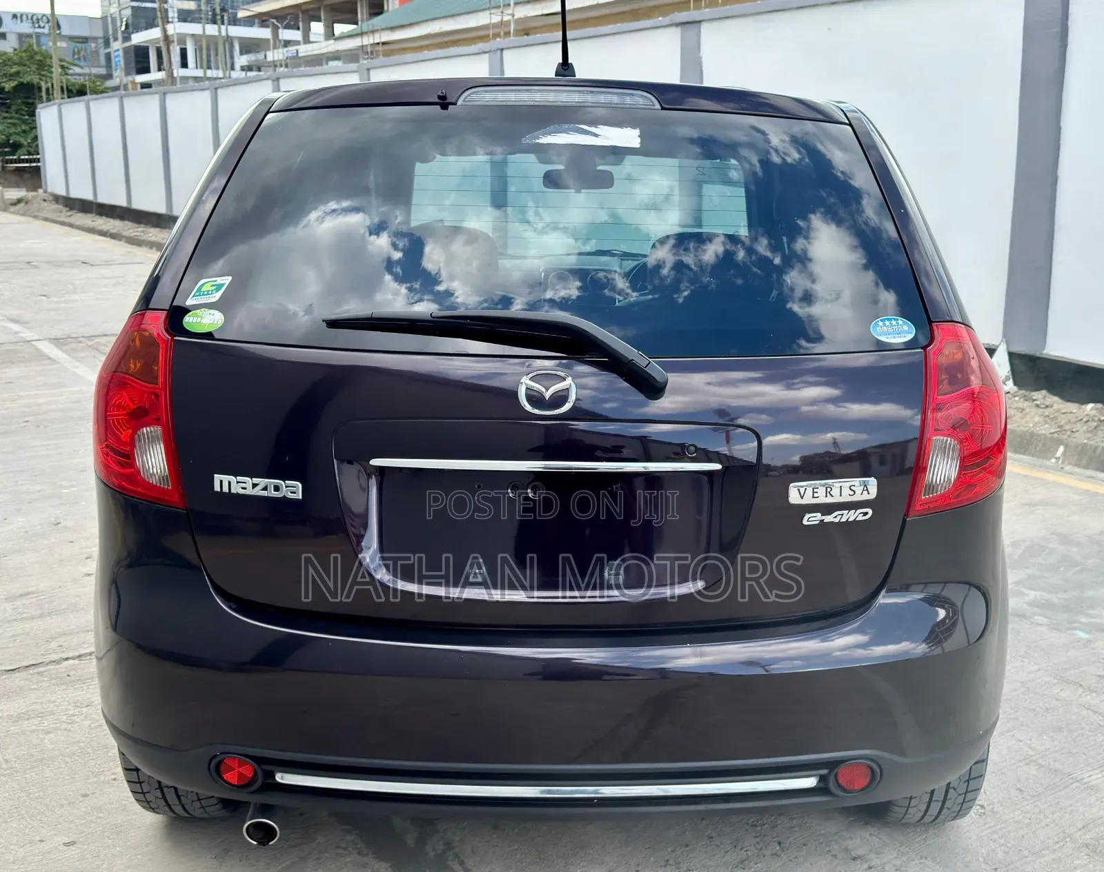 Mazda Verisa 2009 Maroon