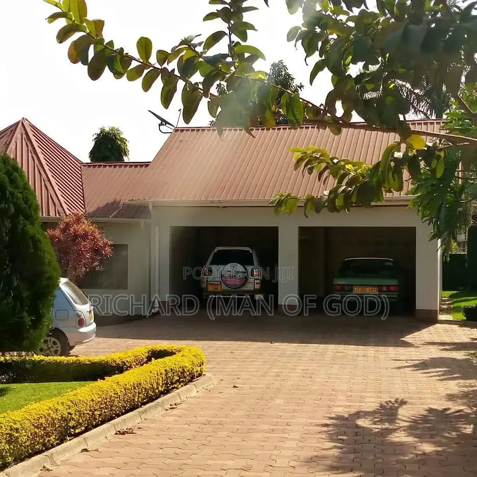 Furnished 2bdrm Apartment in Central Business Area for rent