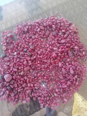 700g Natural Tanzanian Ruby Spinel – Mahenge Origin