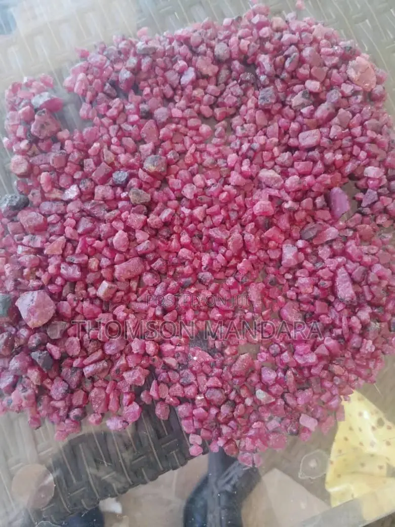 700g Natural Tanzanian Ruby Spinel – Mahenge Origin
