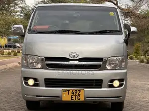 Toyota Quantum 2007 Silver