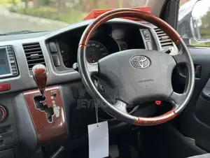 Toyota Quantum 2007 Silver