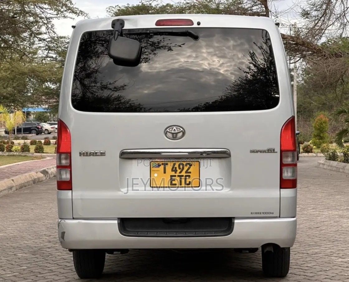 Toyota Quantum 2007 Silver