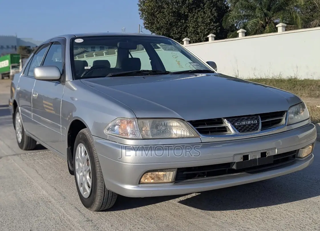 Toyota Carina 2001 Silver