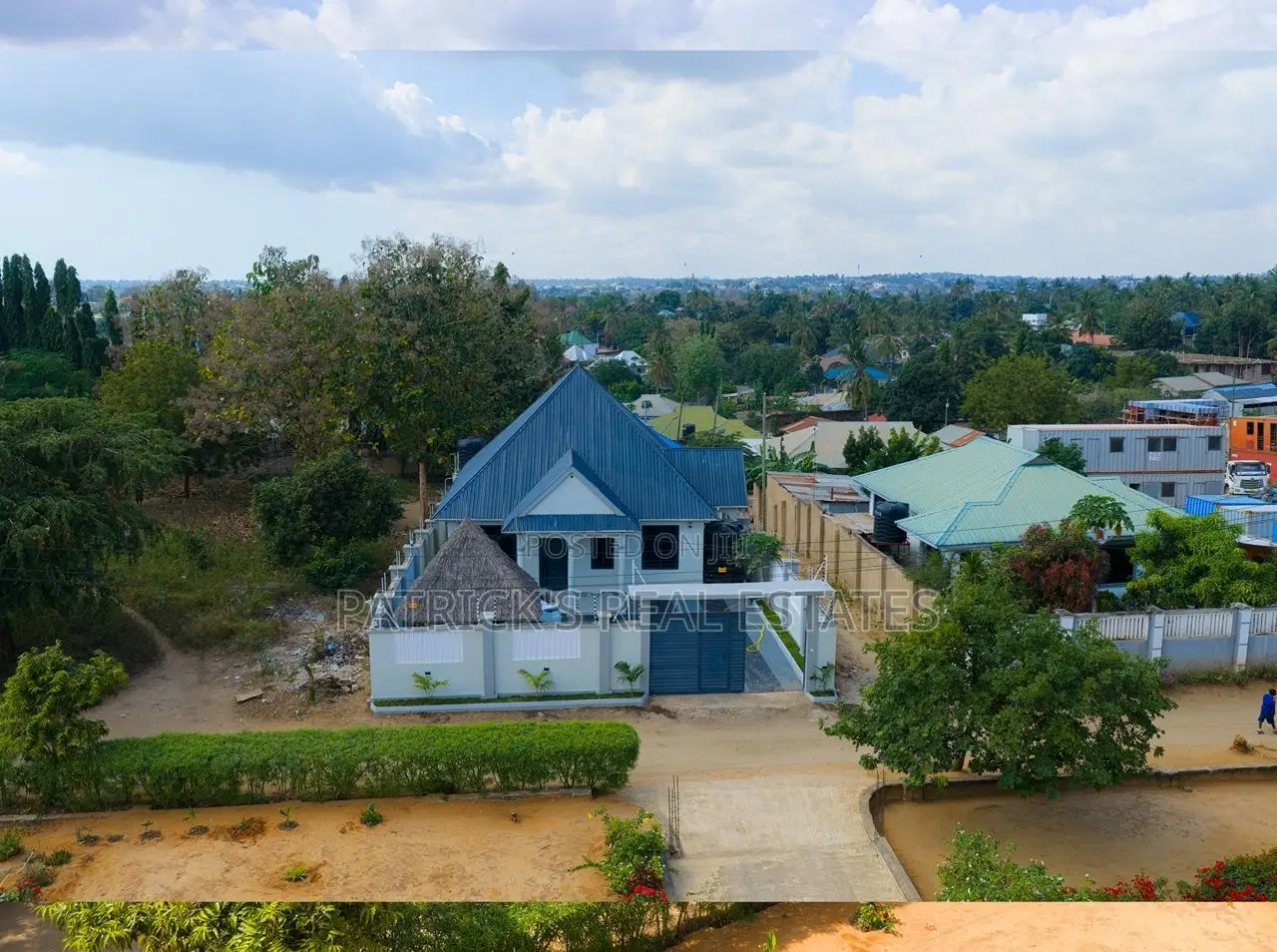 3bdrm House in Goba for sale