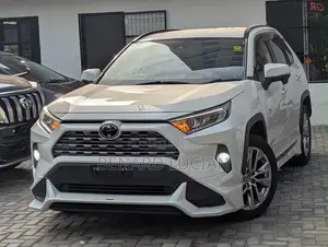 Toyota RAV4 2019 White