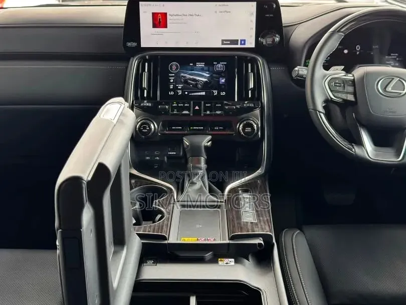 Lexus LX 500d 2026 Silver