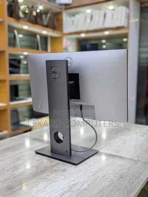 Desktop Computer Dell Optiplex 7090 16GB Intel Core i5 SSD 256GB