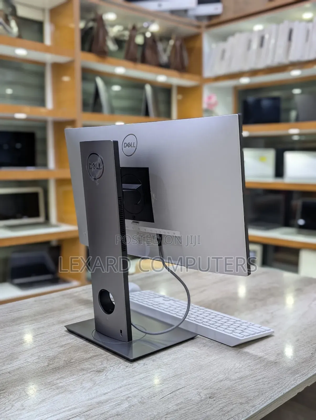 Desktop Computer Dell Optiplex 7090 16GB Intel Core i5 SSD 256GB