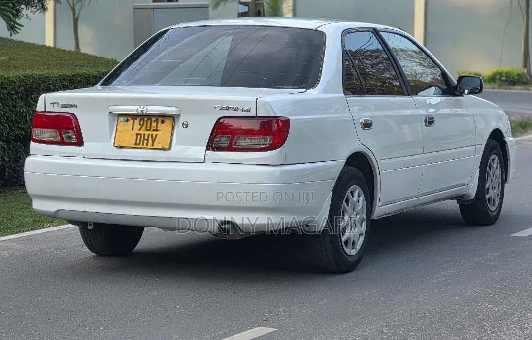 Toyota Carina 2001 White