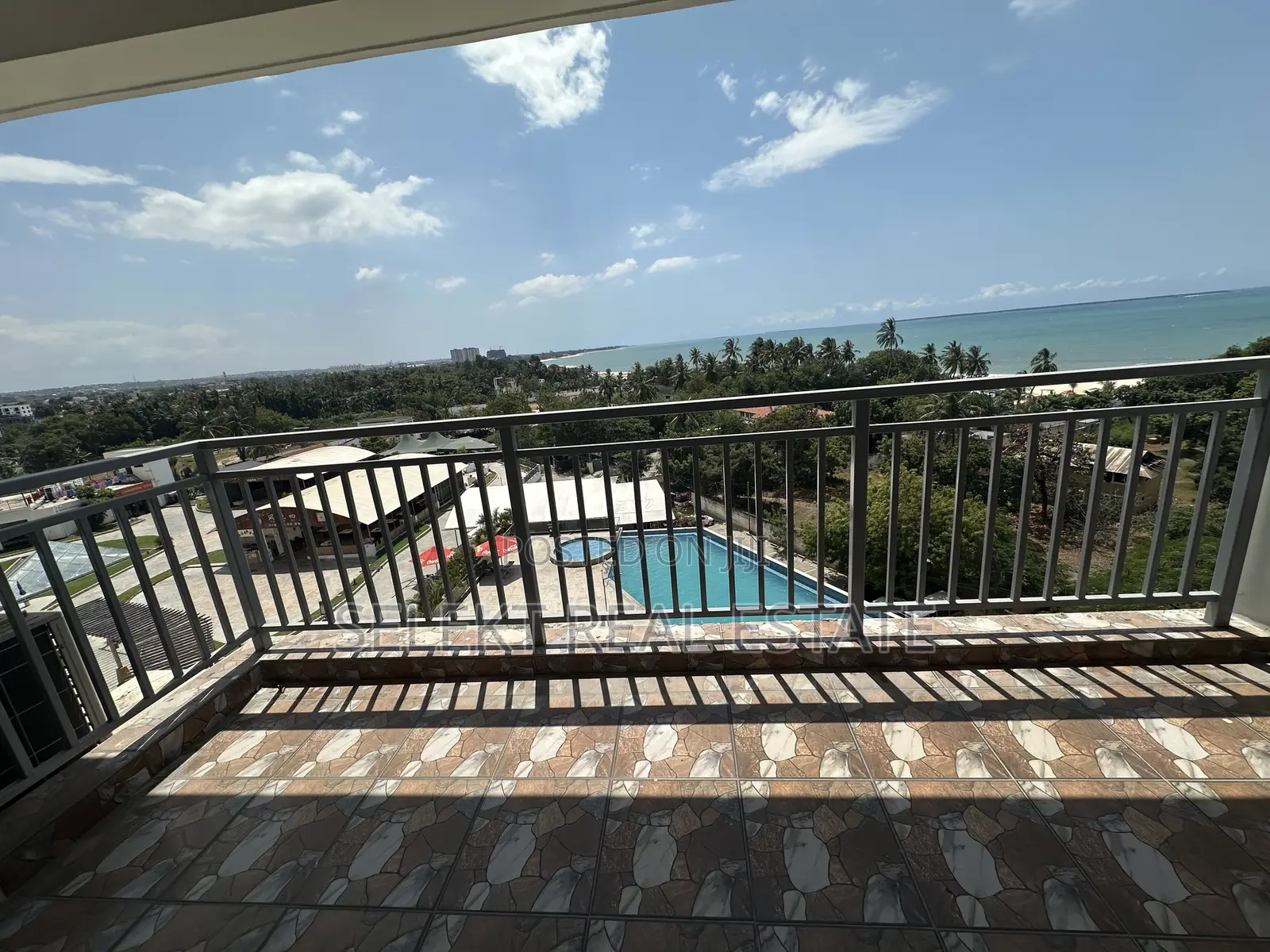 Furnished 5bdrm Apartment in Masaki for sale