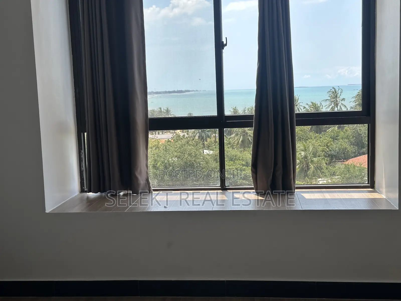 Furnished 5bdrm Apartment in Masaki for sale