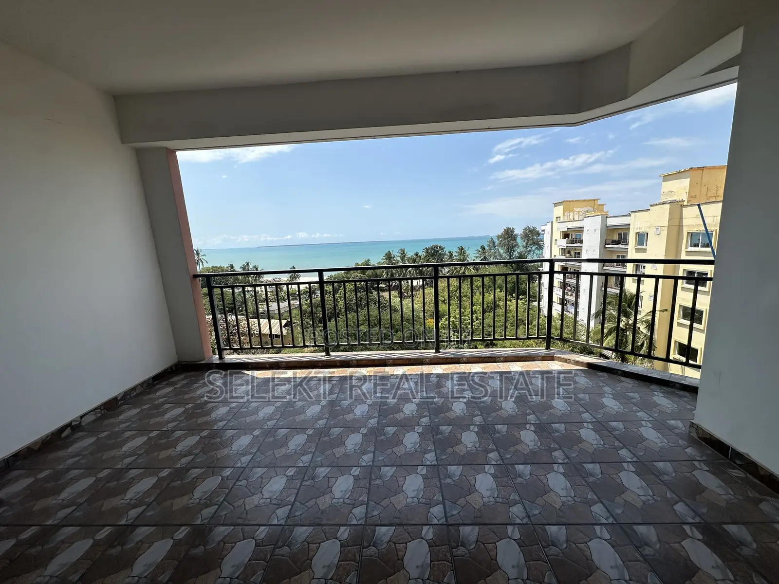 Furnished 4bdrm Apartment in Mikocheni for sale