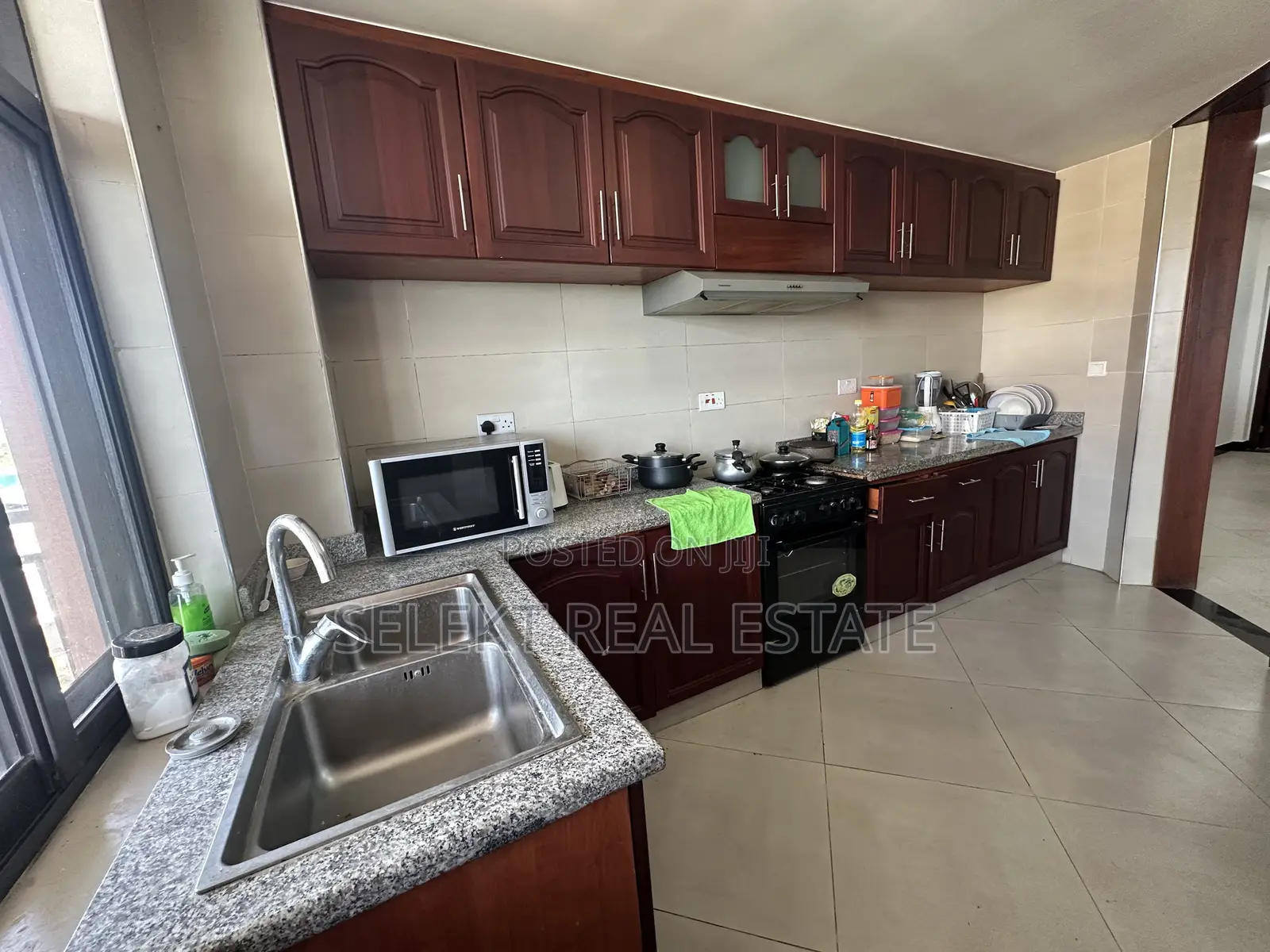 Furnished 4bdrm Apartment in Mikocheni for sale