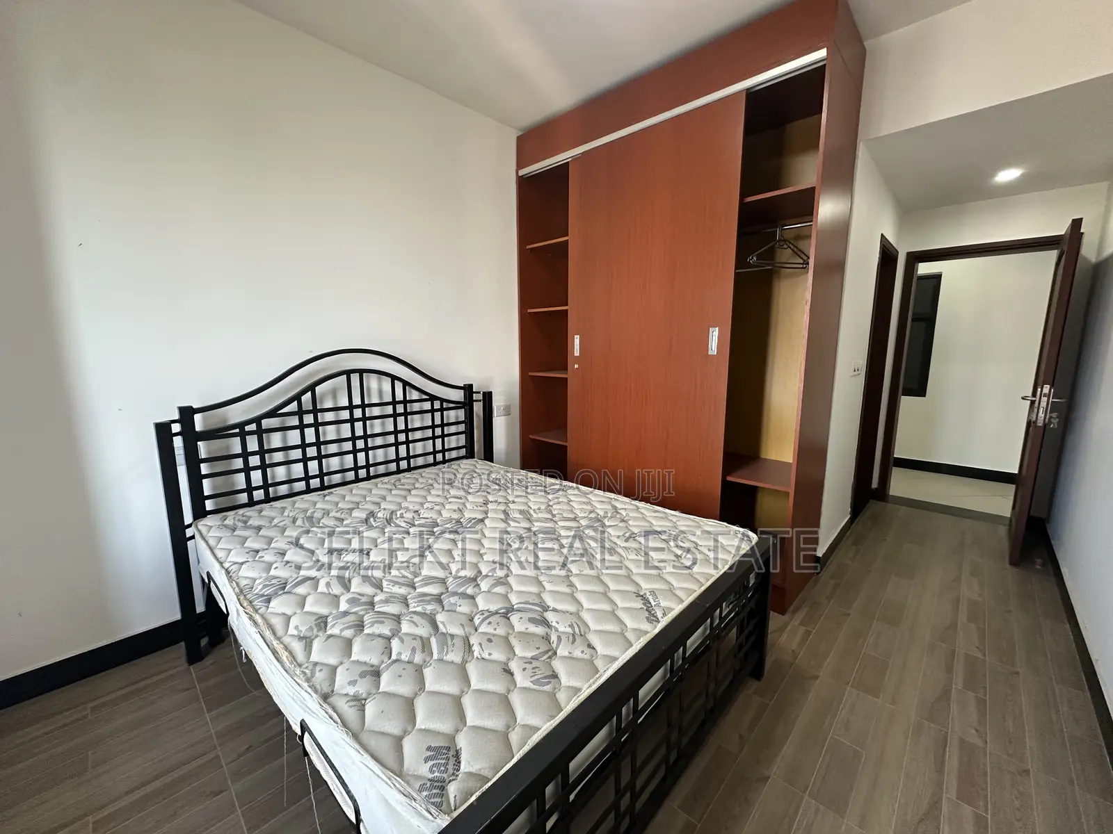Furnished 4bdrm Apartment in Mikocheni for sale