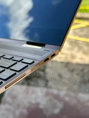 Laptop HP Spectre X360 13 16GB Intel Core i7 SSHD (Hybrid) 512GB