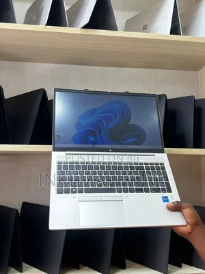 Laptop HP EliteBook 850 G5 16GB Intel Core i7 SSD 256GB