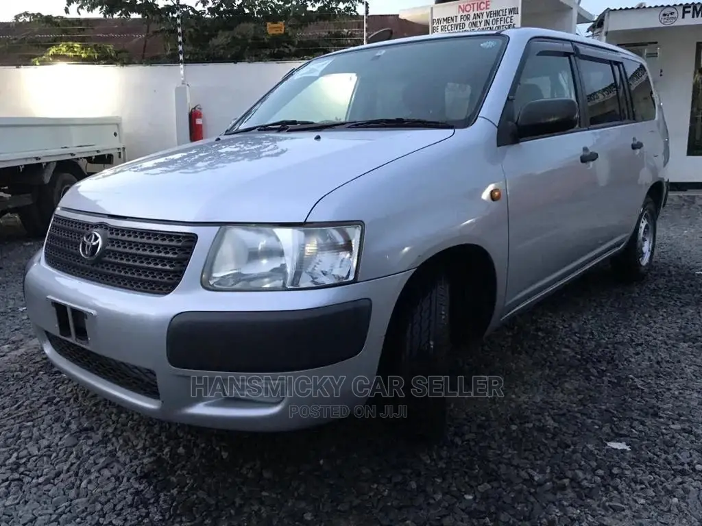 Toyota Succeed 2008 Silver