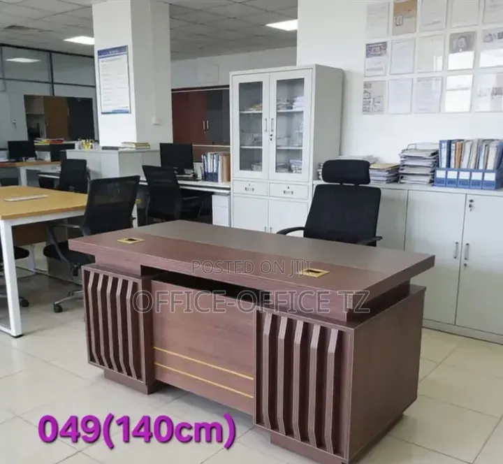 Office Table (Strips)