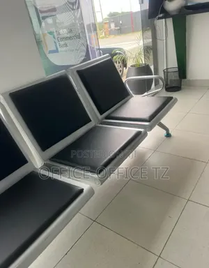 Waiting Chair (Executive)