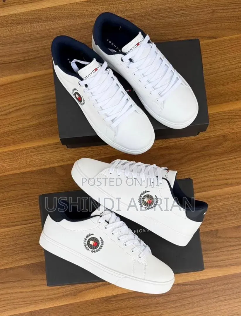 🔥urban Crown Sneakers👑📏size: 40 | 41 | 42 | 43 | 44 | 45