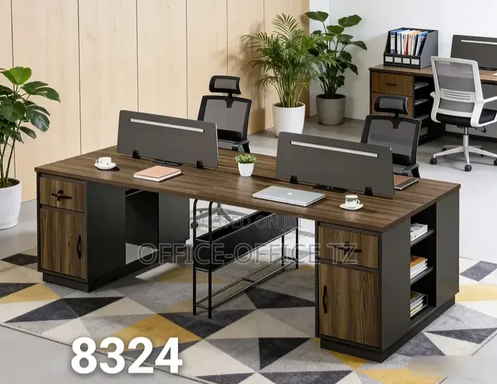 Workstation Table (2026)